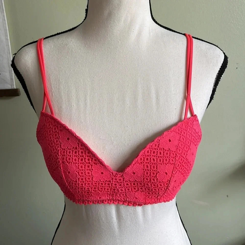 Aerie floral lace double strap molded cups bra
